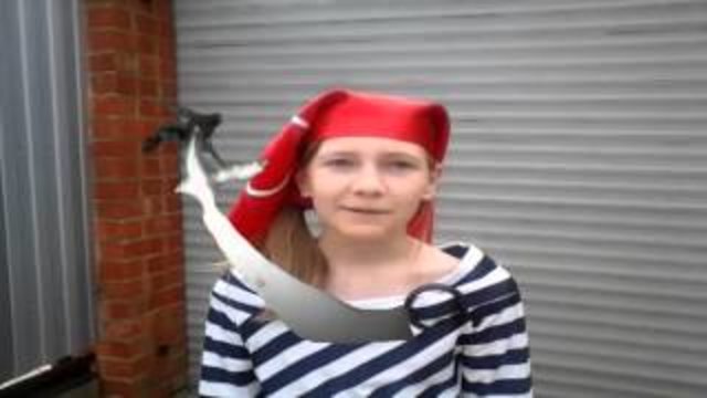 КРАСНАЯ ШАПОЧКА СЕРИЯ 1( Русские субтитры)